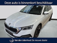 Skoda Octavia Combi - 1.4 TSI iV 204pk PHEV Style / Trekhaak / Head Up / Adaptief onderstel / Wordt Verwacht