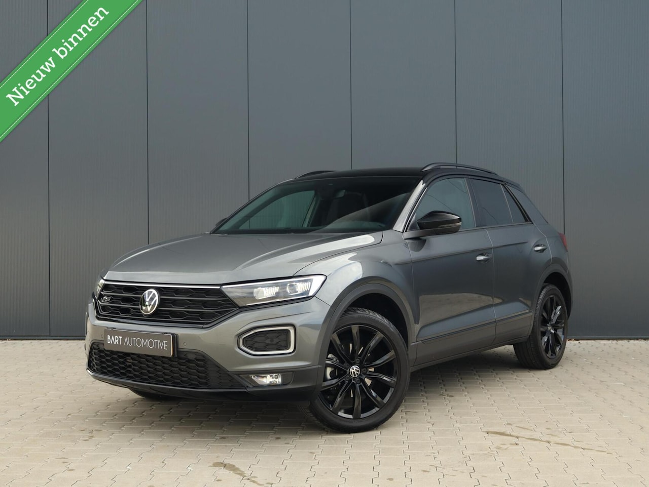 Volkswagen T-Roc - 1.5 TSI Sport|ACC|Virtuel|Trekhaak - AutoWereld.nl