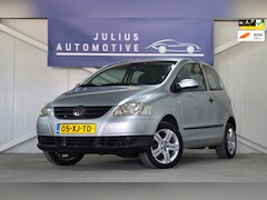 Volkswagen Fox - 1.4 Trendline Airco Garantie Nieuwe APK Mooi