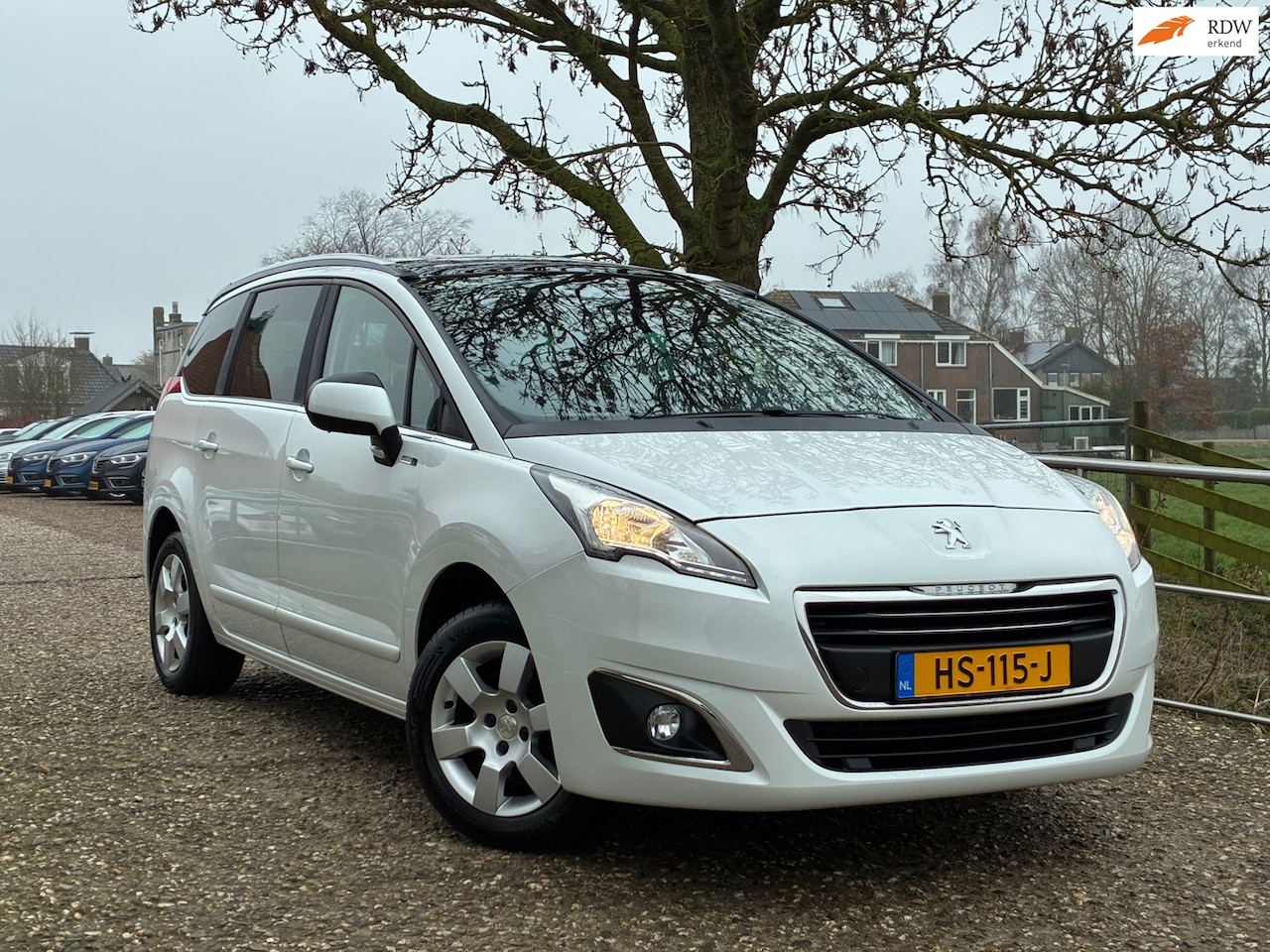 Peugeot 5008 - 1.2 PureTech Style 7p. | Camera + Cruise + Clima + Navi Nu € 5.750,-!!! - AutoWereld.nl