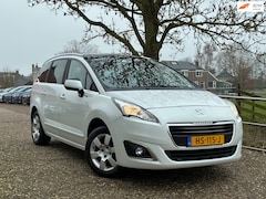 Peugeot 5008 - 1.2 PureTech Style 7p. | Camera + Cruise + Clima + Navi Nu € 5.750,
