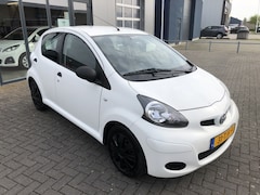Toyota Aygo - 1.0-12V Now 1e Eigenaar Dealeronderhouden