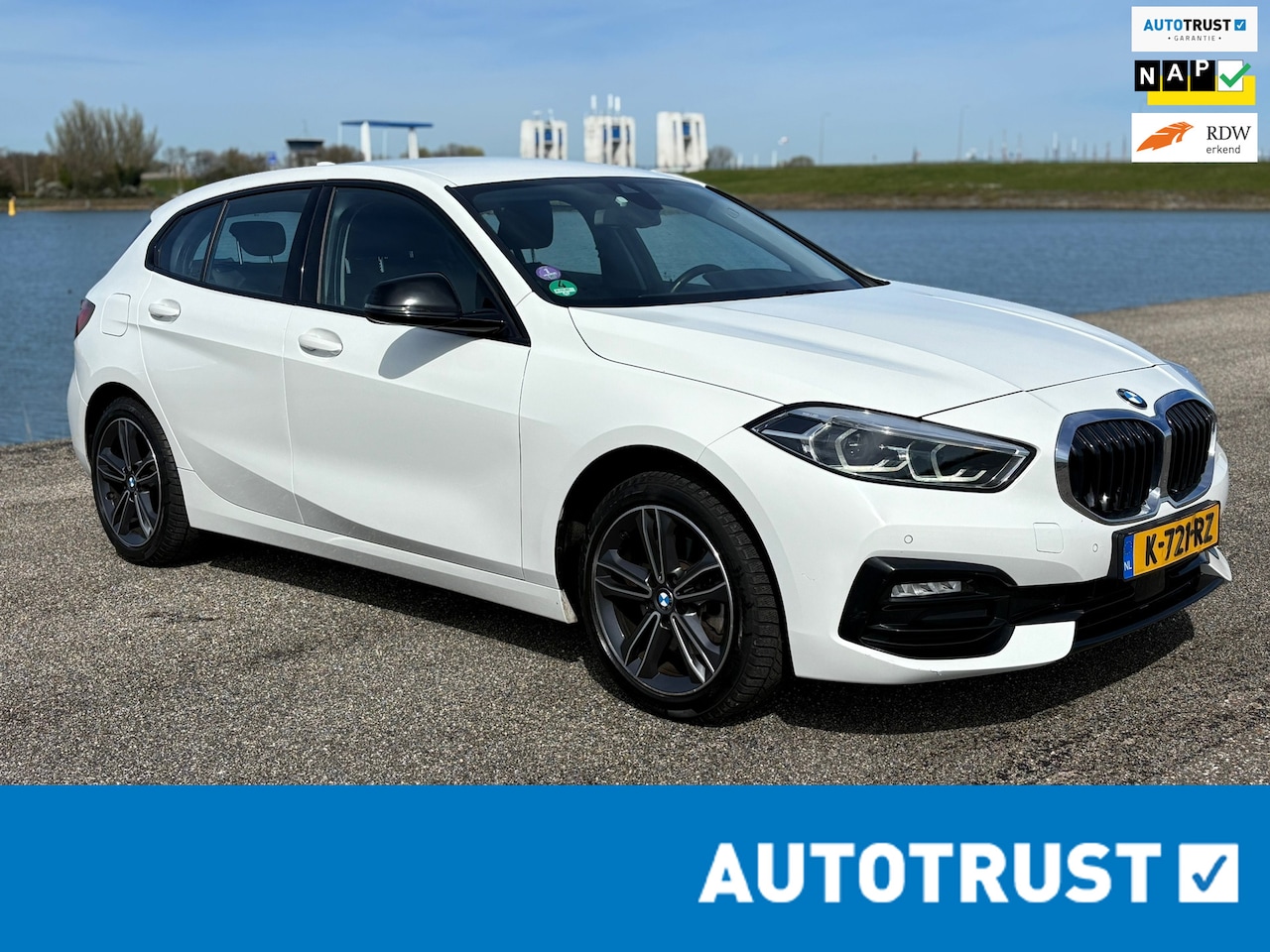 BMW 1-serie - 118i Executive Sport Line AUTOM/NAVI/CRUISE - AutoWereld.nl
