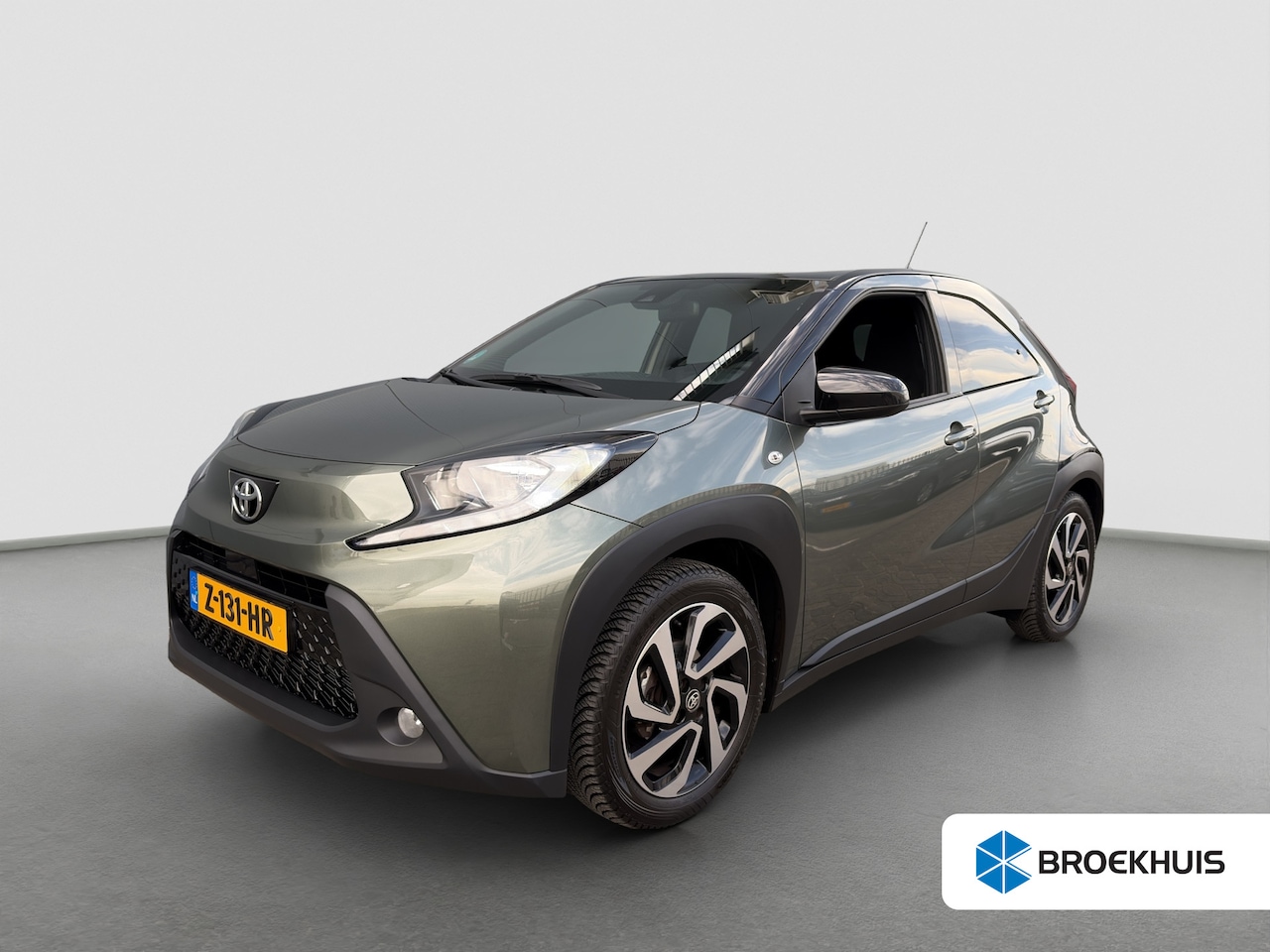 Toyota Aygo X - 1.0 VVT-i MT Pulse | Trekhaak | Camera | Lichtmetalen velgen | Carplay | Cruise control | - AutoWereld.nl