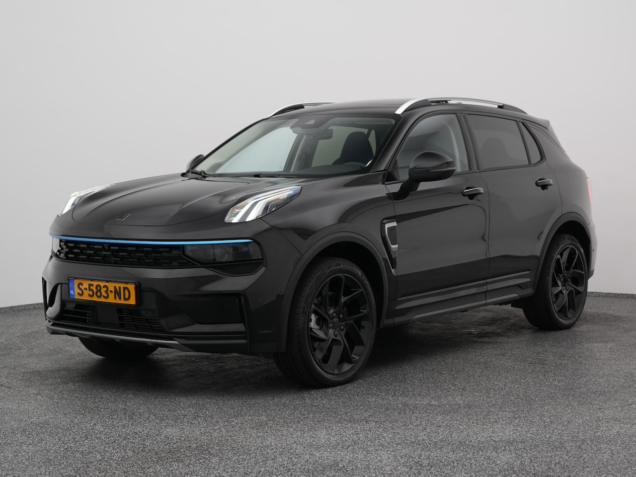 Lynk & Co 01 - 1.5 Plug-in Hybrid | 360° | BLACK | NLD AUTO - AutoWereld.nl