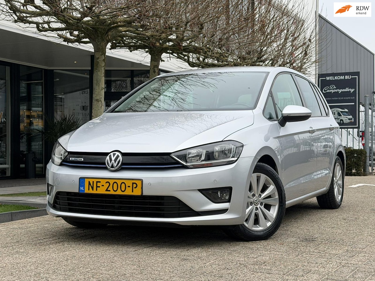 Volkswagen Golf Sportsvan - 1.0 TSI Comfortline l NAVI l TREKHAAK l CAMERA l CLIMA l CRUISE - AutoWereld.nl