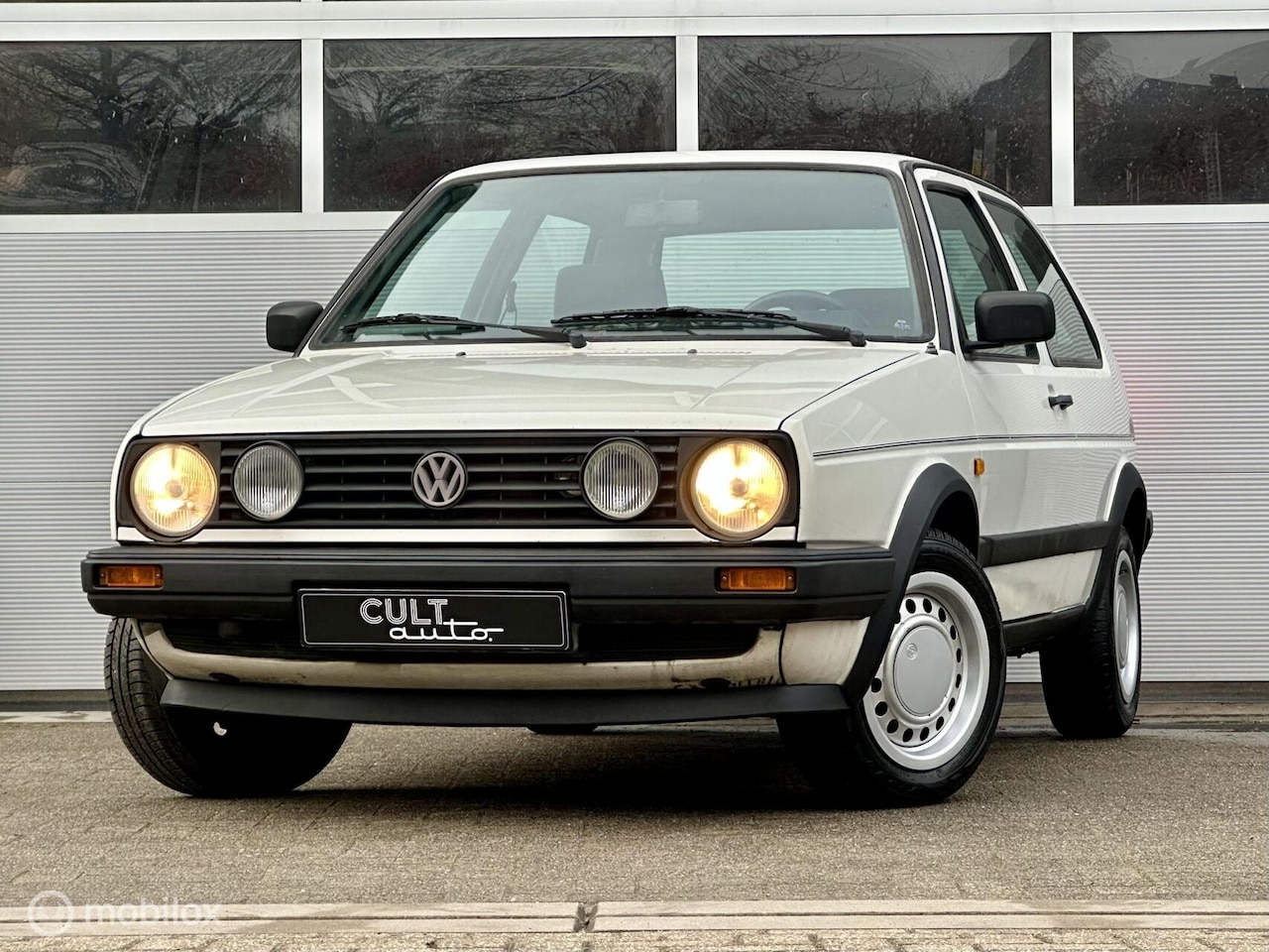 Volkswagen Golf - 1.8 Manhattan | Handbak | Veel vernieuwd - AutoWereld.nl