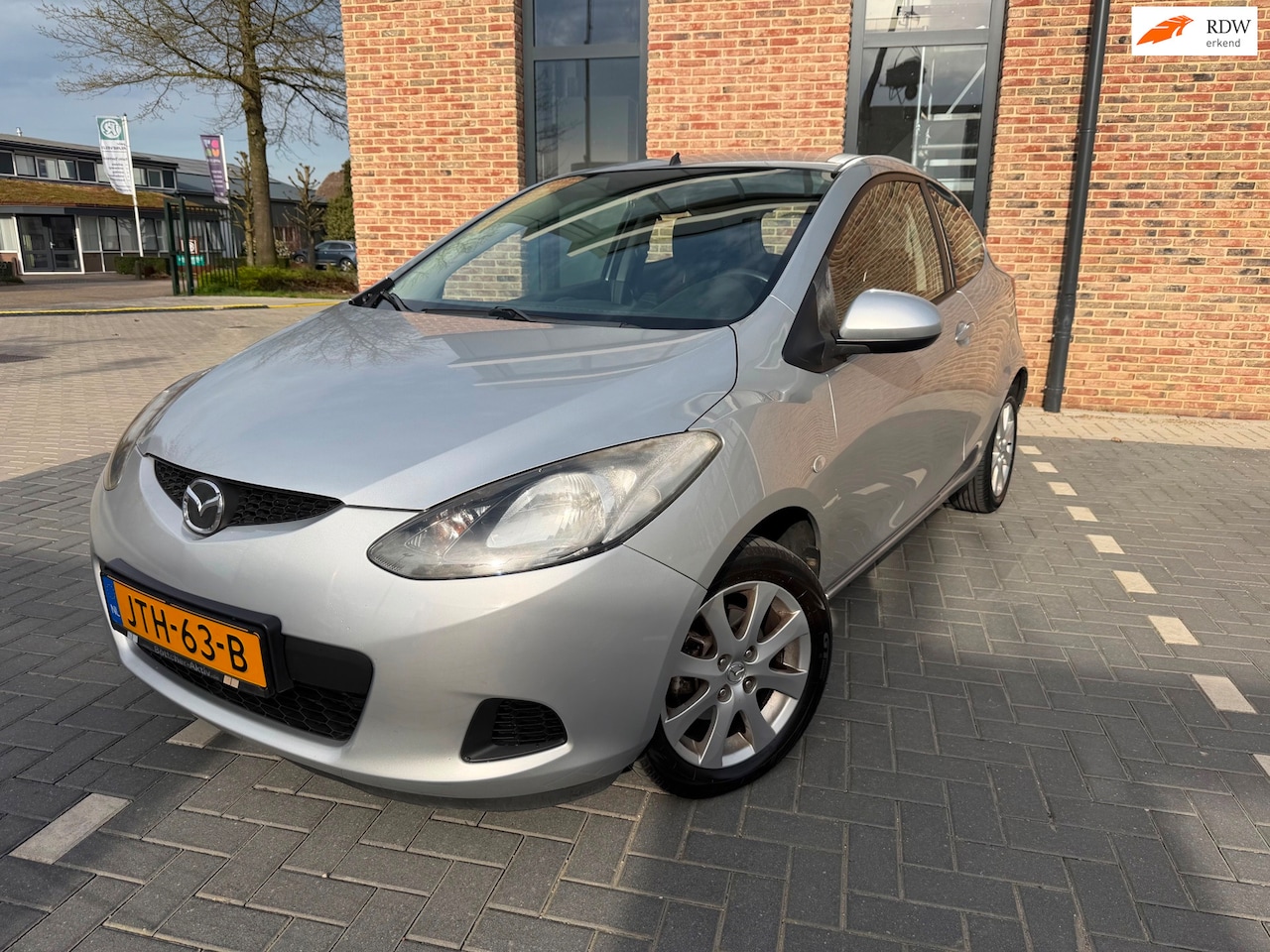 Mazda 2 - 1.3 TS | Airco - AutoWereld.nl