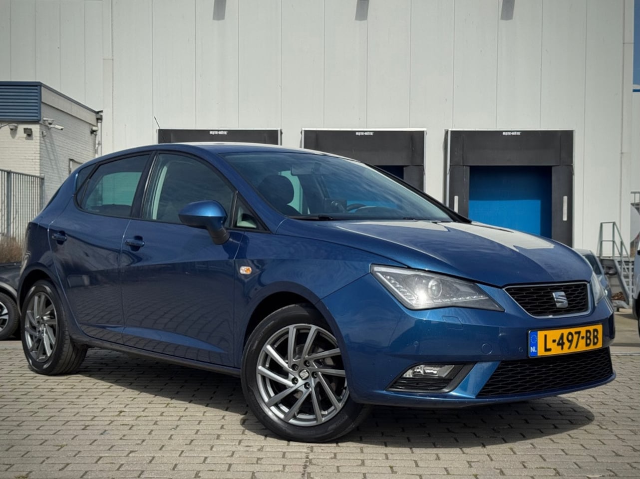 SEAT Ibiza - 1.2 TSI Style 5 drs Xenon Climate APK Blauw - AutoWereld.nl