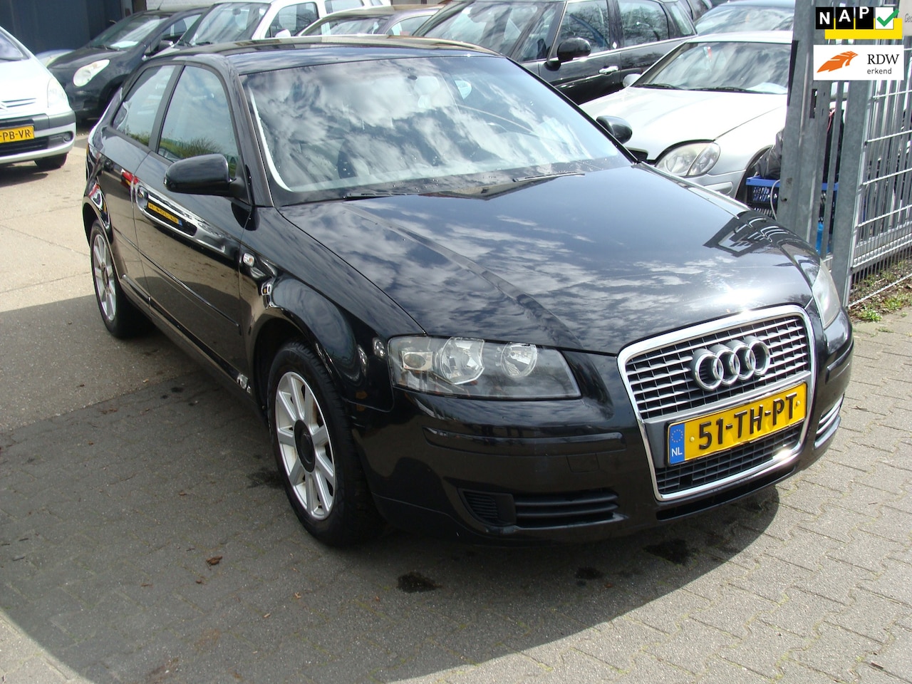 Audi A3 - 1.6 Attraction st berk airco elek pak nap apk - AutoWereld.nl