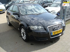 Audi A3 - 1.6 Attraction st berk airco elek pak nap apk