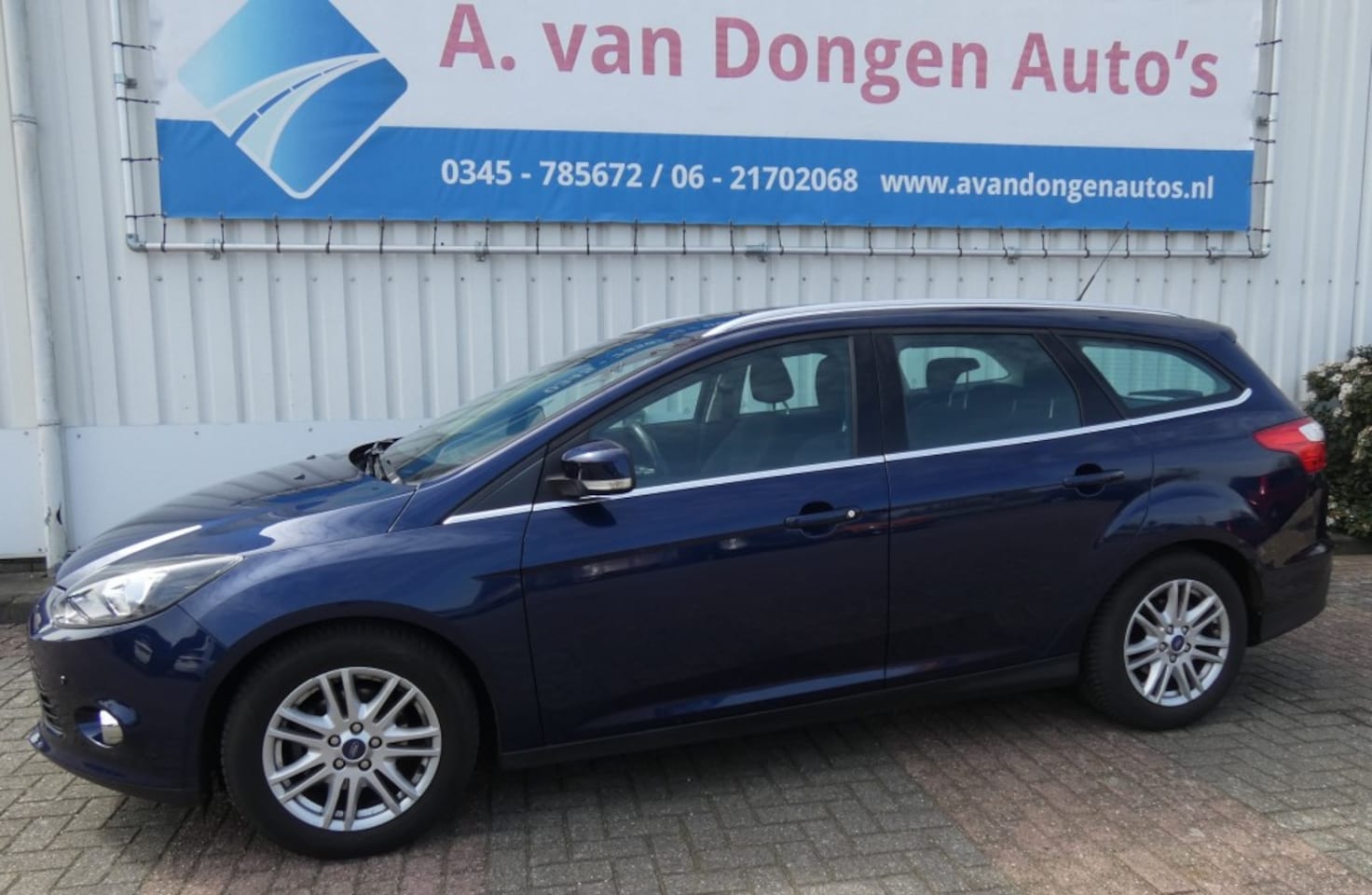Ford Focus - 1.6 TI-VCT Titanium 1.6 TI-VCT TITANIUM,Navi,PDC,Bltooth,Voorruitverw - AutoWereld.nl