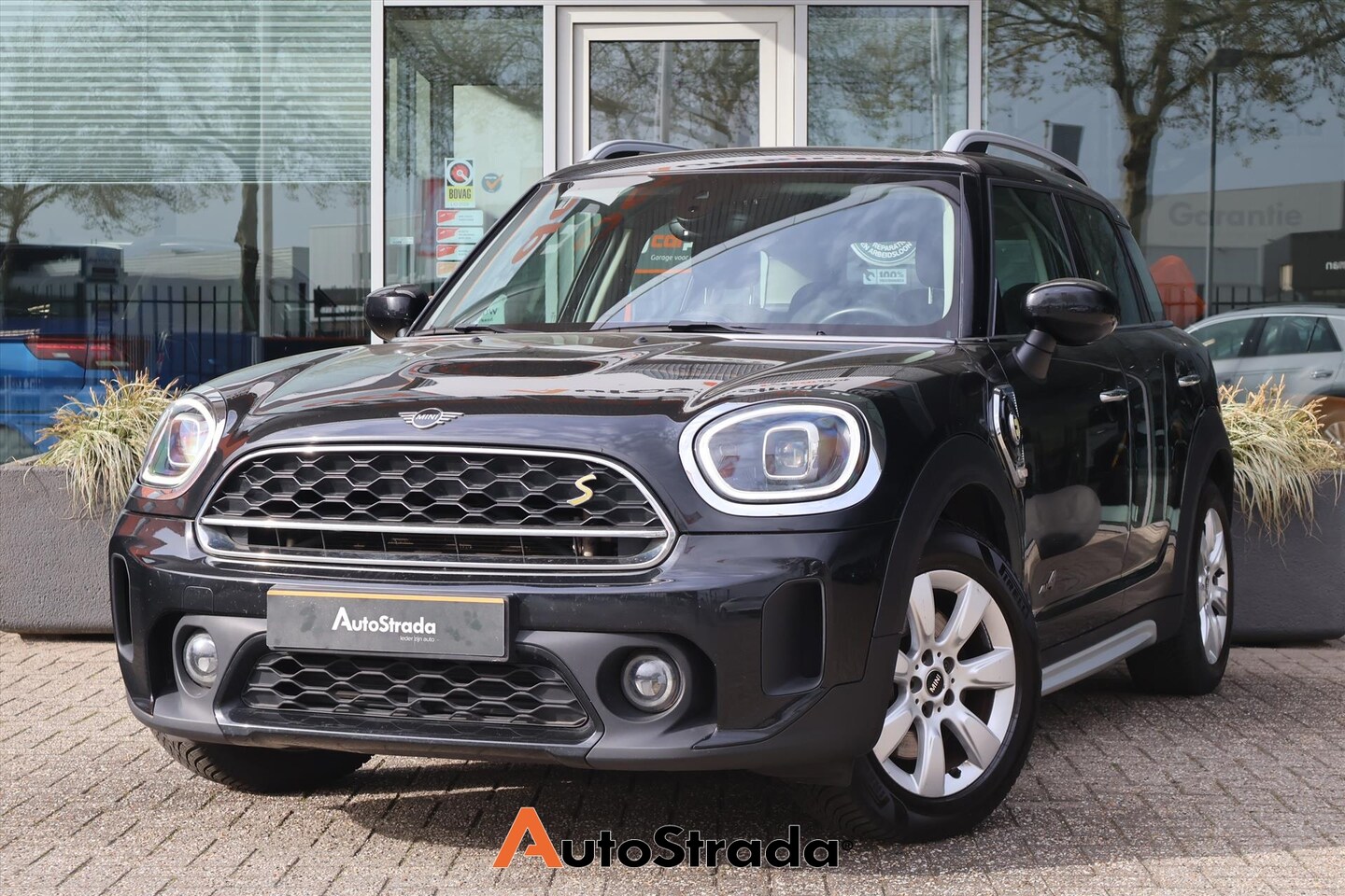 MINI Countryman - Mini (f60) 1.5 Cooper S E 220pk ALL4 | Camera | Navigatie | Virtual | LED | Cruise | Union - AutoWereld.nl