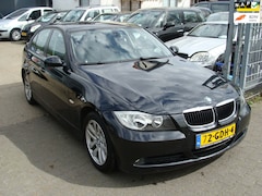BMW 3-serie - 320i Business Line autom airco navi nap apk