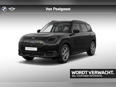 MINI Countryman - Electric SE ALL4 Classic M Plus 66.5 kWh | 18 inch Asteroid Spoke | Opruimingsvoordeel