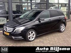 Mercedes-Benz B-klasse - 180 Ambition navi, xenon verlichting, parkeersensoren, cruise control,
