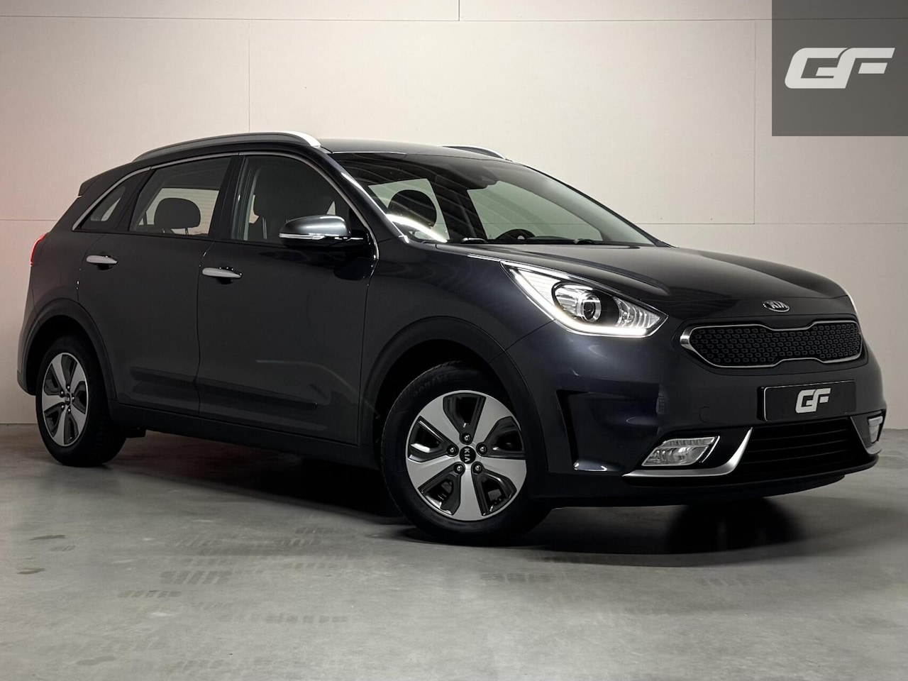 Kia Niro - 1.6 GDi Hybrid DynamicLine Carplay Camera PDC NAP - AutoWereld.nl