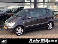 Mercedes-Benz A-klasse - 190 Elegance automaat, airco, trekhaak