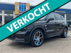 Lynk & Co 01 - 1.5 261pk PHEV 7DCTH | Orig.NL | PanoramaDak | 360 graden Camera | Carplay |