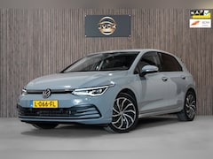 Volkswagen Golf - 1.5 TSI Highline IQ CARPLAY CAMERA