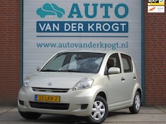 Daihatsu Sirion 2 - 1.0-12V Premium, 2e Eig, 4 seizoenen banden, APK 4-27