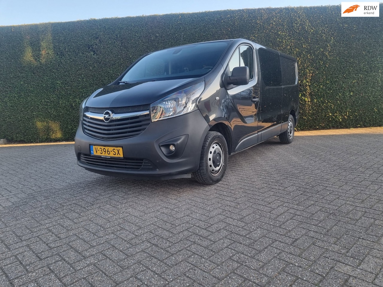 Opel Vivaro - 1.6 CDTI L2H1 DC Sport EcoFlex 1.6 CDTI L2H1 DC Sport EcoFlex - AutoWereld.nl