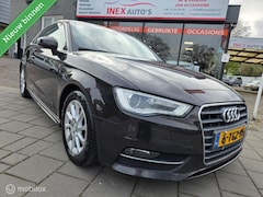 Audi A3 - 1.6 TDI Ultra Attraction Pro Line Dealer onderhouden