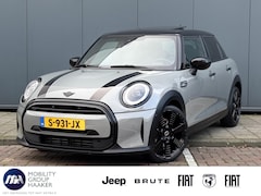 MINI Cooper - 1.5 Camden Plus Edition Panoramadak | Navigatie | Apple-Android
