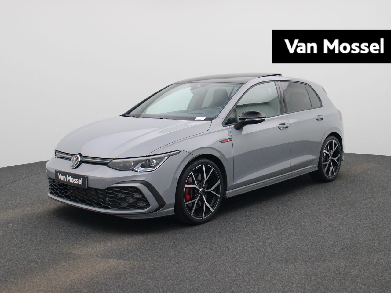 Volkswagen Golf - 2.0 TSI GTI 245 PK | Automaat | Leder | Panorama dak | Stoelverwarming | LED Matrix | Gehe - AutoWereld.nl