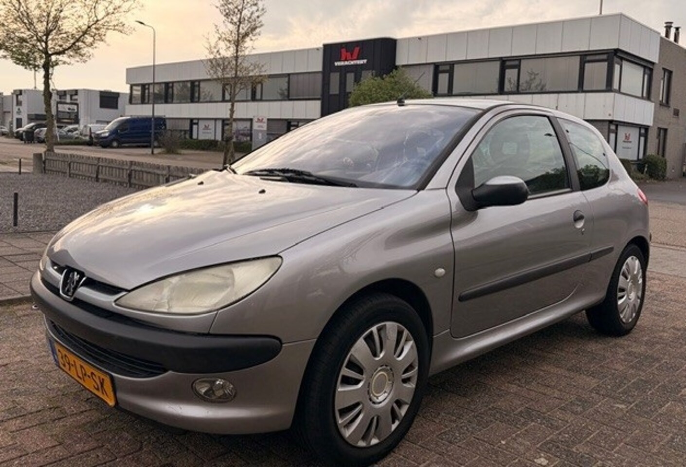 Peugeot 206 - 1.4 Gentry Premium APK 02-2027 - AutoWereld.nl
