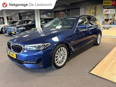 BMW 5-serie Touring - 530e Business Edition Plus / trekhaak / Leder / pdc / 360 camera