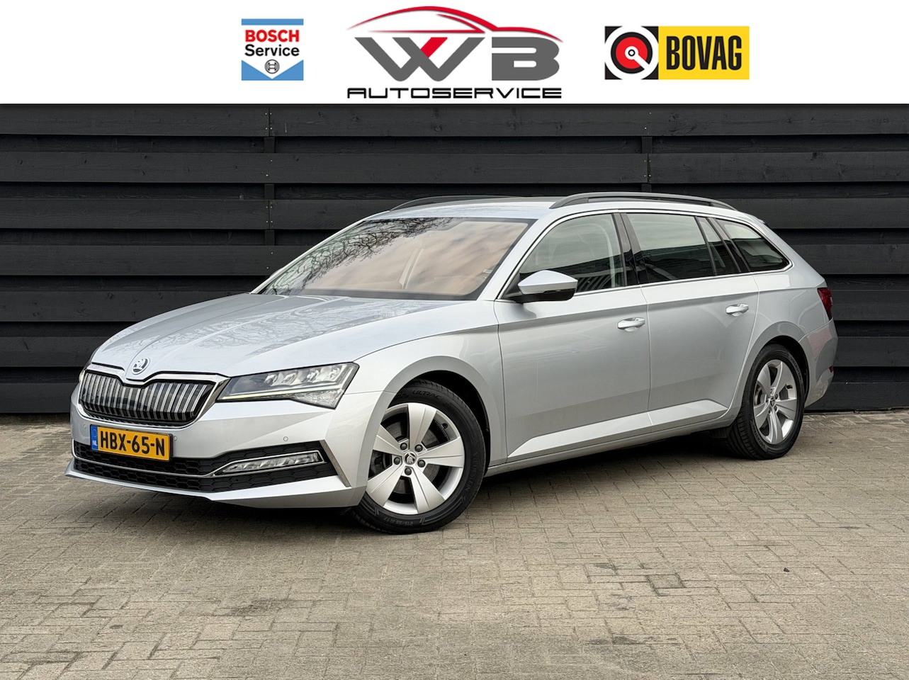 Skoda Superb Combi - 1.4 TSI iV Business Edition Plus I Trekhaak I Camera I Memory - AutoWereld.nl