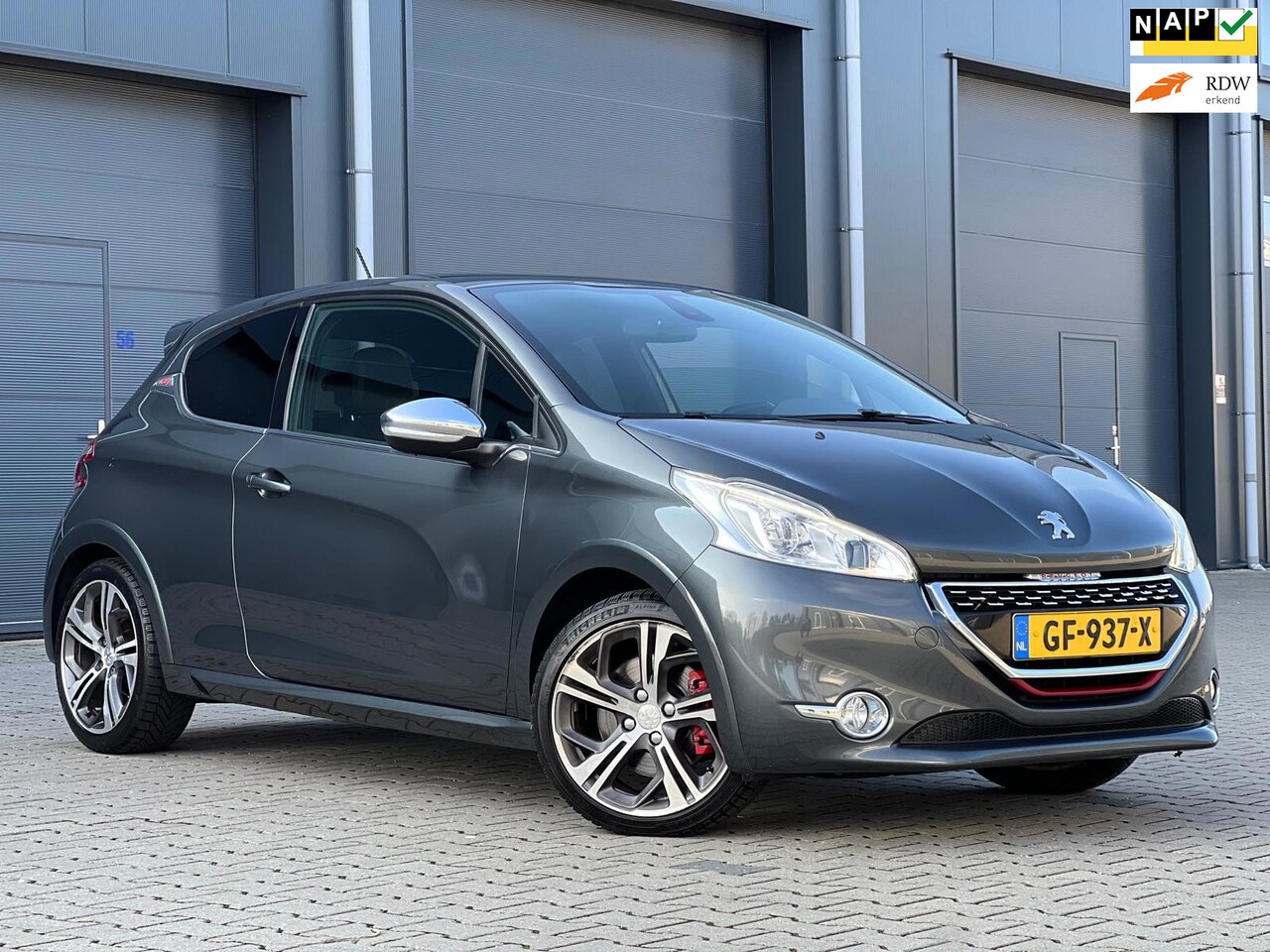 Peugeot 208 - 1.6 THP GTI + BJ015 + LEDER + 225PK! - AutoWereld.nl
