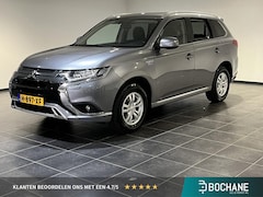 Mitsubishi Outlander - 2.4 PHEV Pure | Apple Carplay/Android Auto | Stoelverwarming | Camera