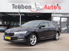 Skoda Octavia - 1.4 TSI iV PHEV Business Edition | Trekhaak | Extra getint glas | Stoelverwarming