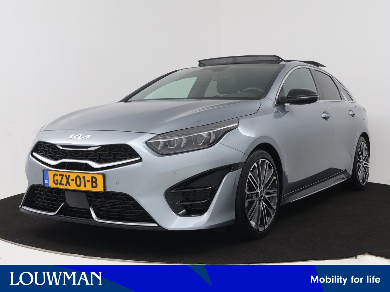 Kia Pro cee'd - 1.5 T-GDi GT-PlusLine | Panoramadak | Half Leder | - AutoWereld.nl