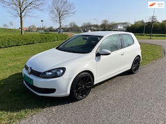 Volkswagen Golf - 1.2 TSI Trend Edition BlueMotion