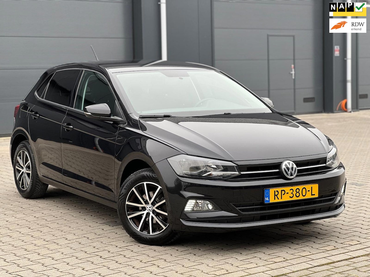 Volkswagen Polo - 1.0 TSI COMFORTLINE + BJ018 + NAVI + LMV - AutoWereld.nl
