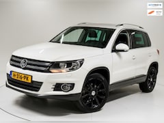 Volkswagen Tiguan - 1.4 TSI 150PK Sport&Style Carplay|Trekhaak
