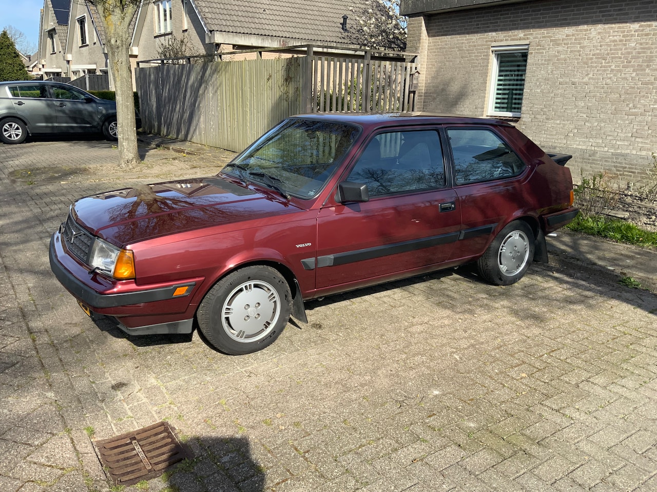 volvo-360-2-0-glt-inj-komt-uit-zweden.jpg