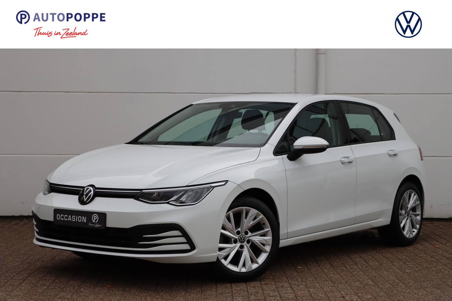 Volkswagen Golf - 1.5 TSI Life 130pk | Stoelverwarming | Stuurverwarming | Carplay | IQ. Drive - AutoWereld.nl
