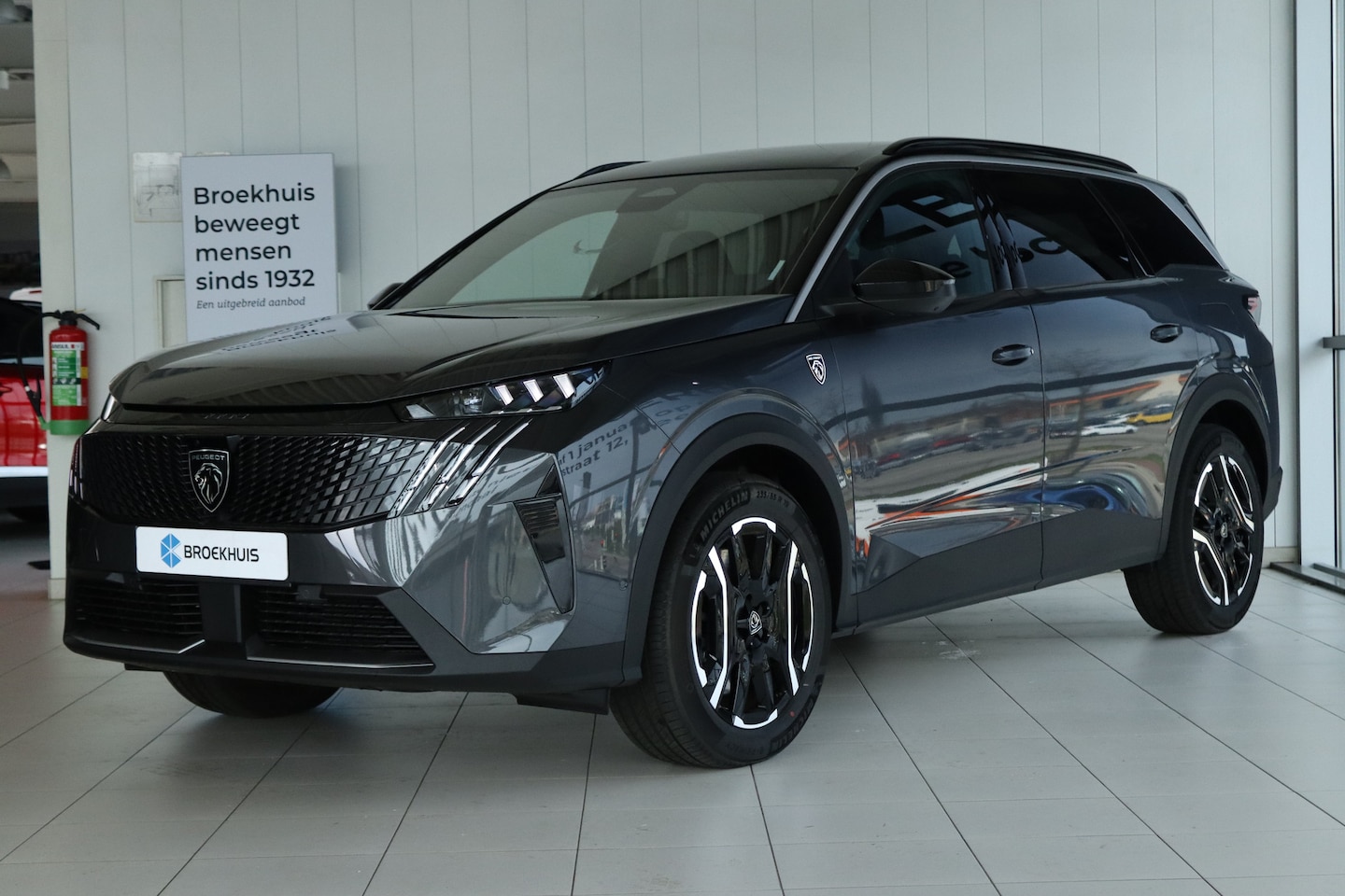 Peugeot 5008 - 1.6 Plug-in Hybrid 195 GT | Adaptieve cruise control met Stop&Go functie | LED 3D-achterli - AutoWereld.nl