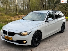 BMW 3-serie Touring - 316d 2.0 Centennial Executive 2016 EURO 6 Parelmoer