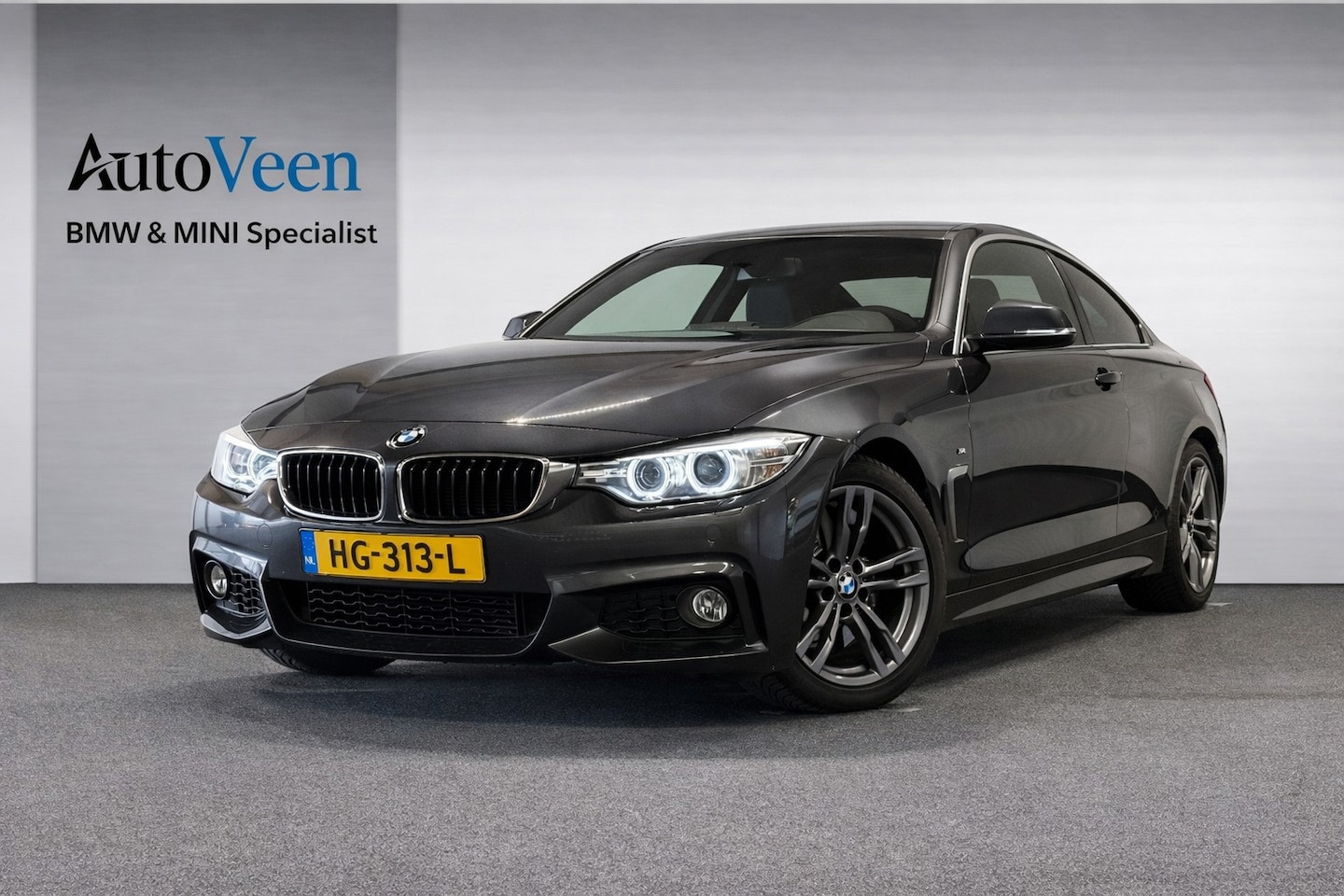 BMW 4-serie Coupé - 420i High Executive (M-SPORT, STOELVERWARMING, LEER, PARKEERSENSOREN) - AutoWereld.nl