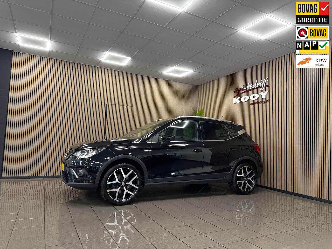 SEAT Arona - 1.0 TSI FR Business Intense * Automaat / Carplay / Virtual cockpit / Camera / NL Auto * - AutoWereld.nl