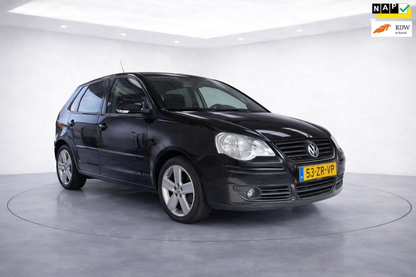 Volkswagen Polo - 1.4-16V Comfortline|NAP|Clima|Lichtmetaal - AutoWereld.nl