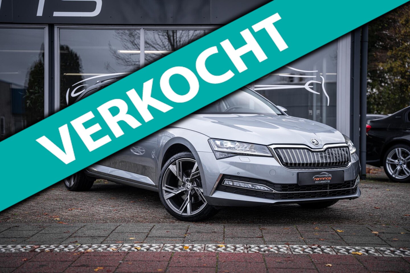 Skoda Superb Combi - 1.4 TSI iV Business Edition Plus|97%SOH|Pano|Carplay|Adaptive Cruise|Cam|Stoel/Stuurverwar - AutoWereld.nl