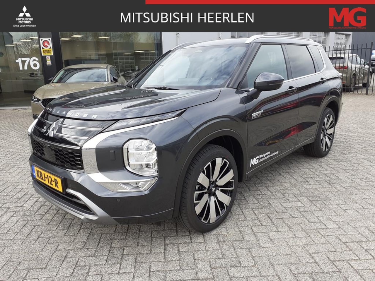 Mitsubishi Outlander - 2.4 PHEV Instyle | Rijklaar | Demo | - AutoWereld.nl