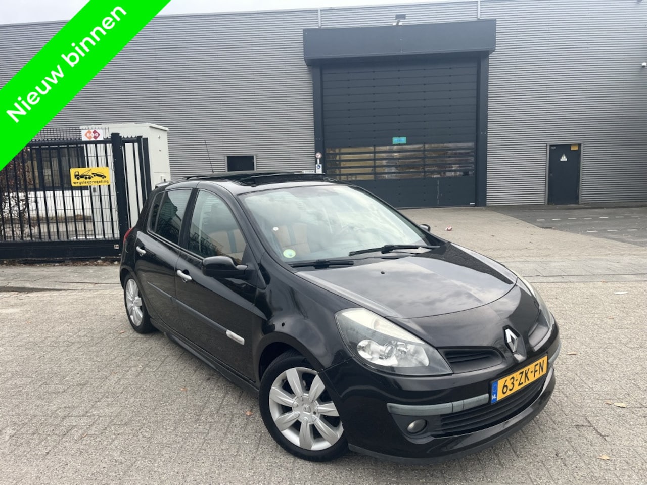 Renault Clio - 1.2 TCE Rip Curl Pano|Clima|Parksens - AutoWereld.nl