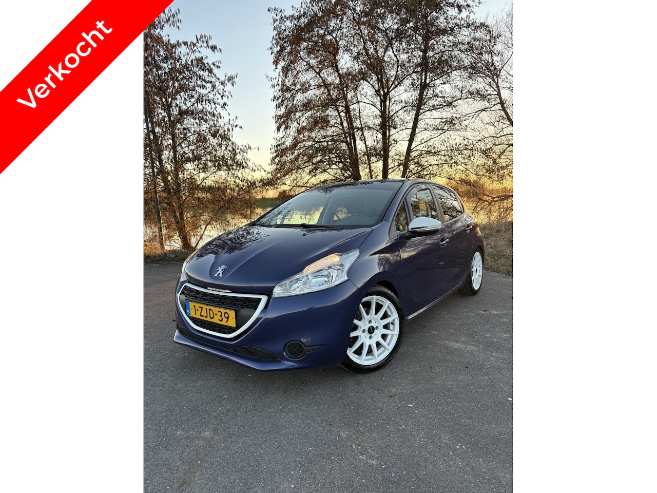 Peugeot 208 - 1.0 LIKE ORG NL CarPlay Trekhaak Airco Cruise Control LED - AutoWereld.nl